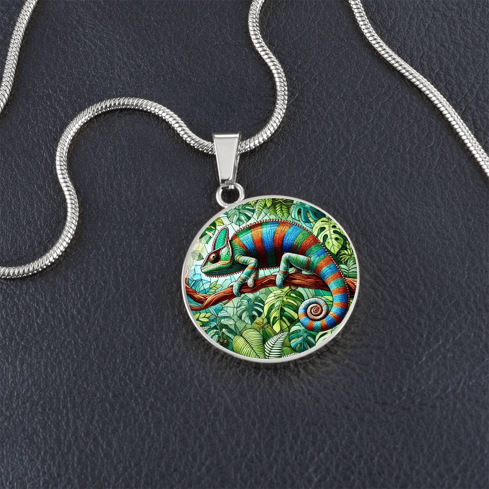 The Vibrant Chameleon Circle Pendant Necklace